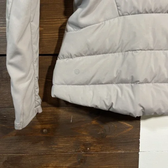 Lululemon Womens Down For It All Jacket Vapor Gray 700 Fill Size 6 - Picture 7 of 9